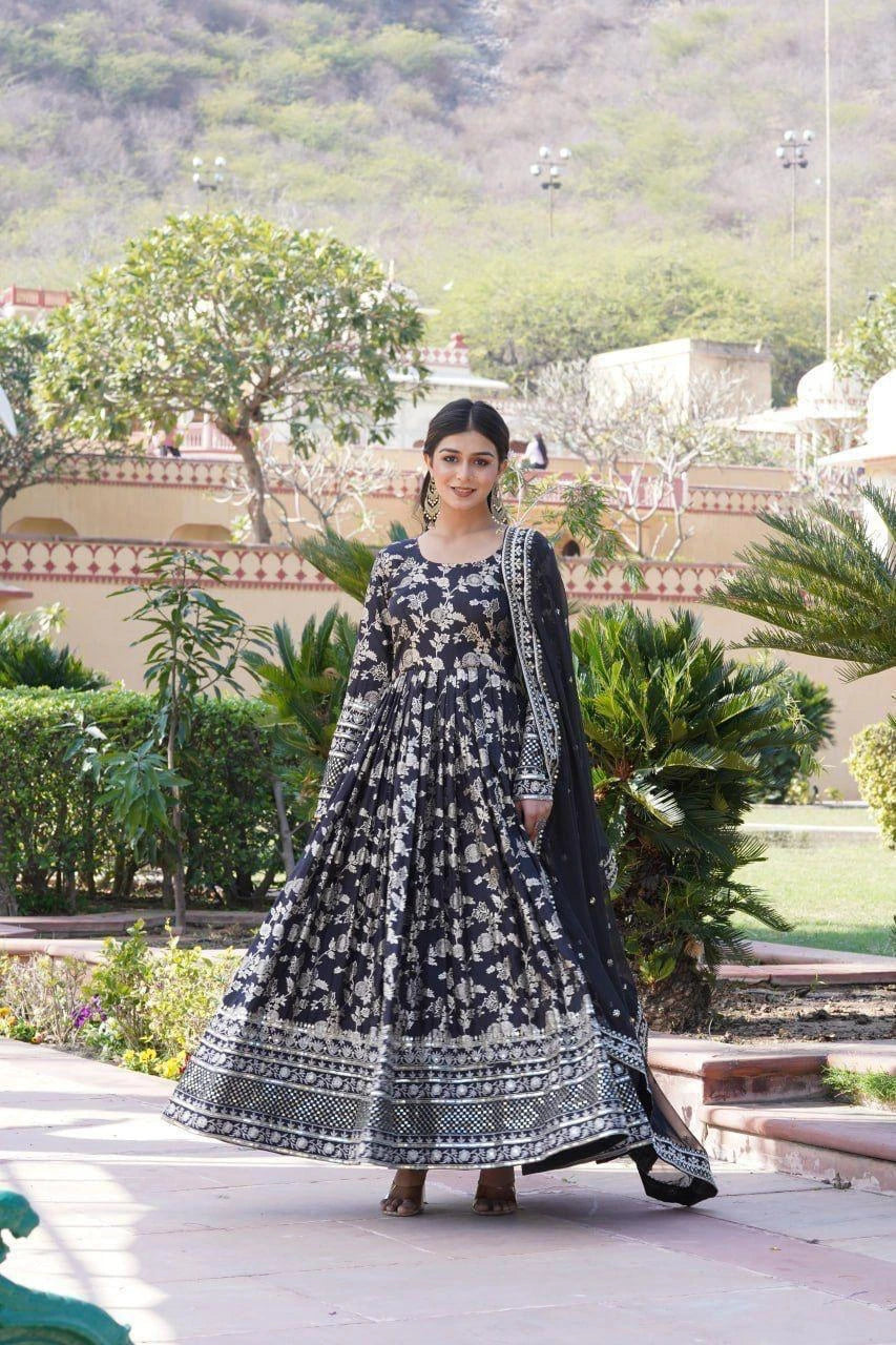 Black Sequins Viscose Jacquard Suit